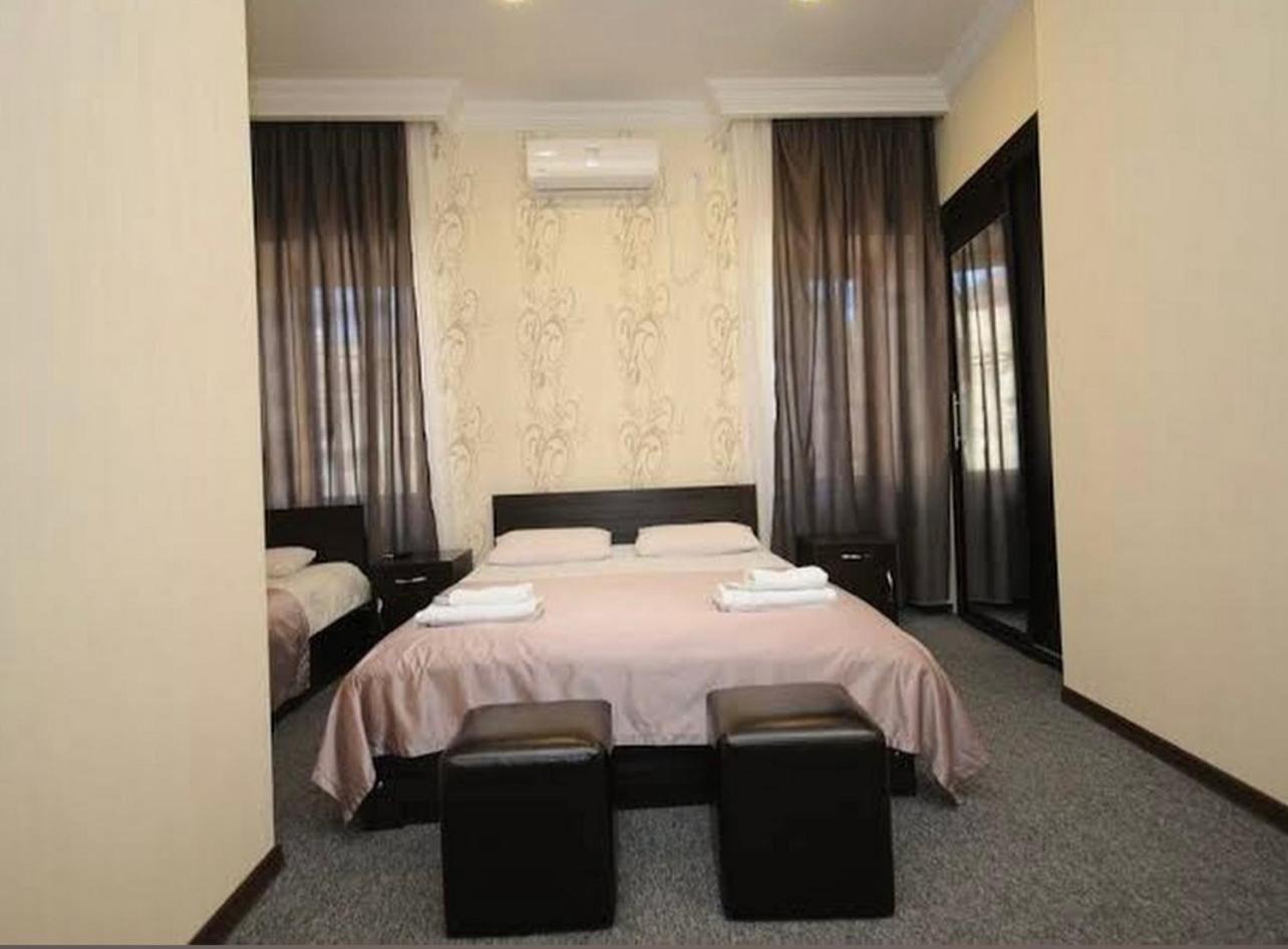 7 Rooms Tbilisi ภายนอก รูปภาพ