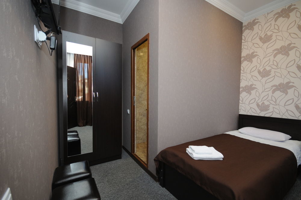 7 Rooms Tbilisi ภายนอก รูปภาพ